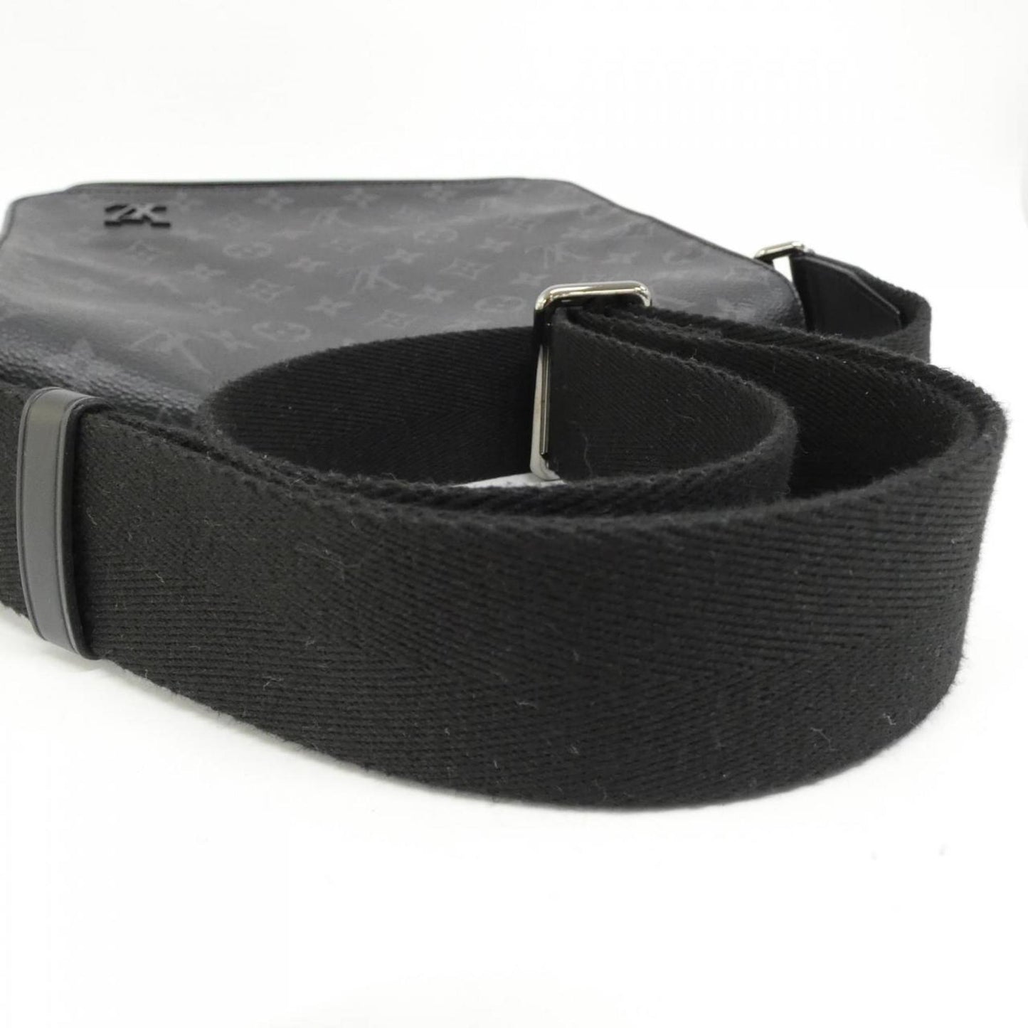Louis Vuitton Coated Canvas Black Shoulder Bags