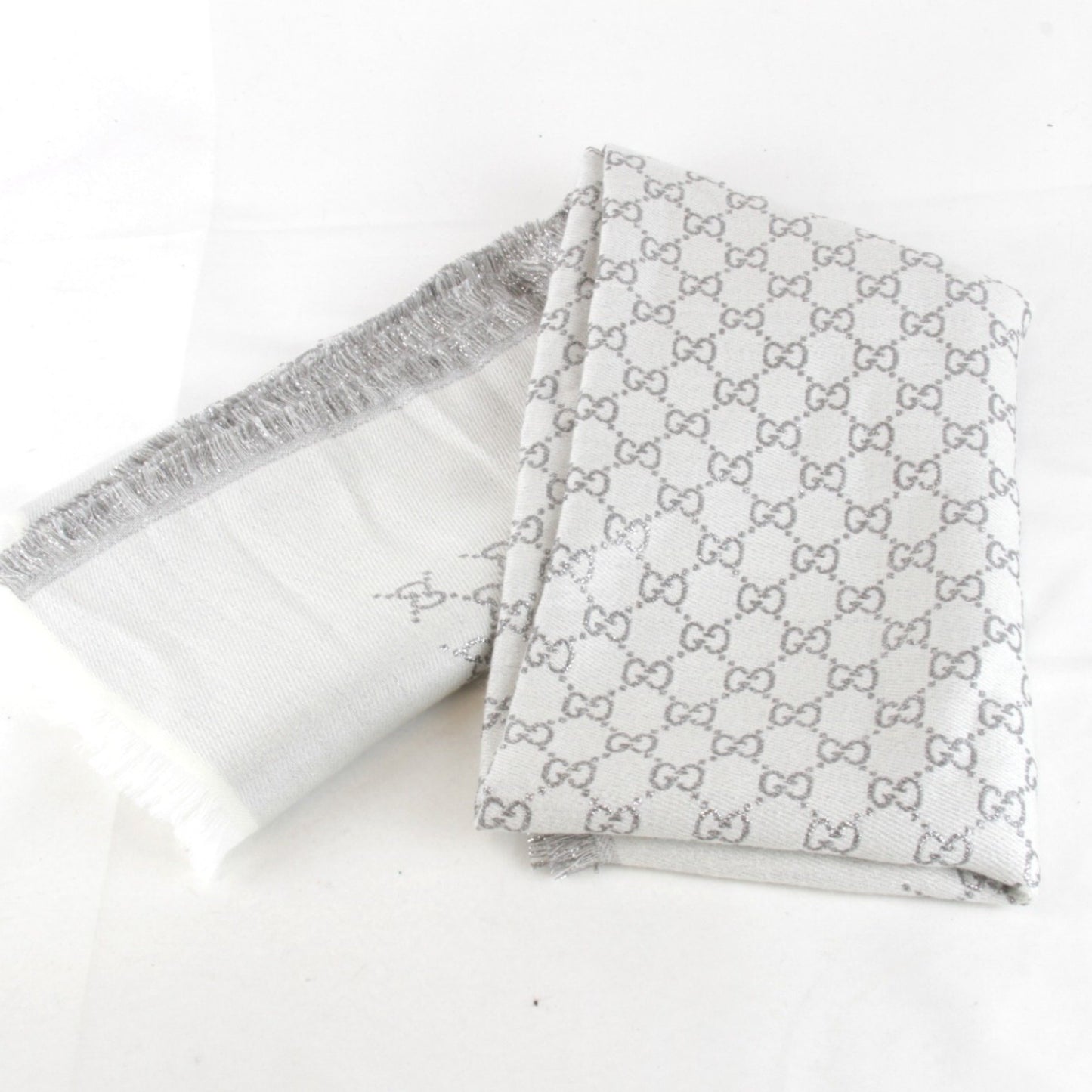 Gucci Wool White Scarves