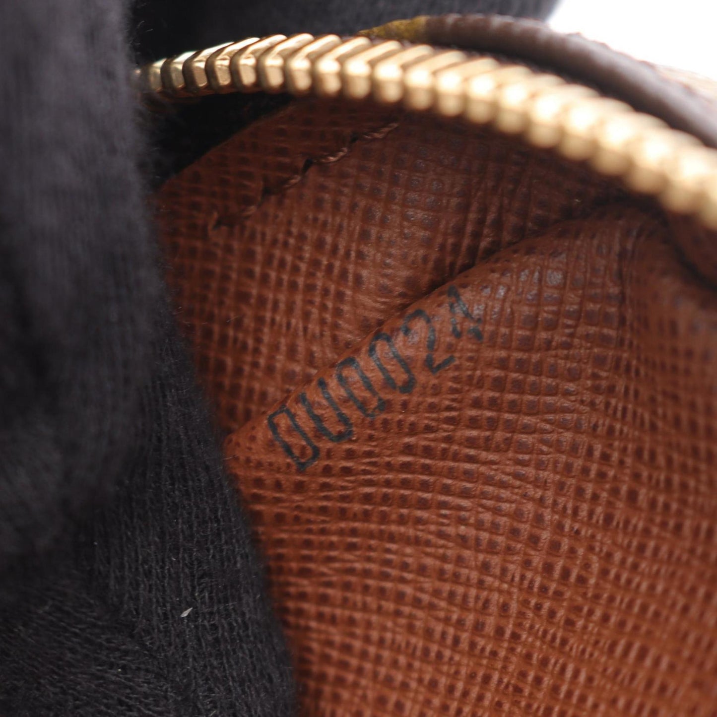 Louis Vuitton Coated Canvas Brown Shoulder Bags