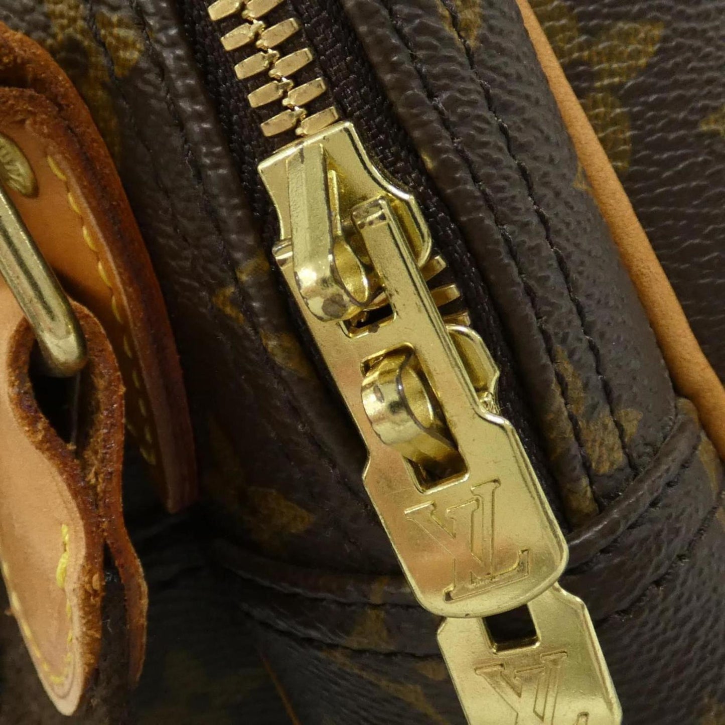 Louis Vuitton Coated Canvas Brown Shoulder Bags