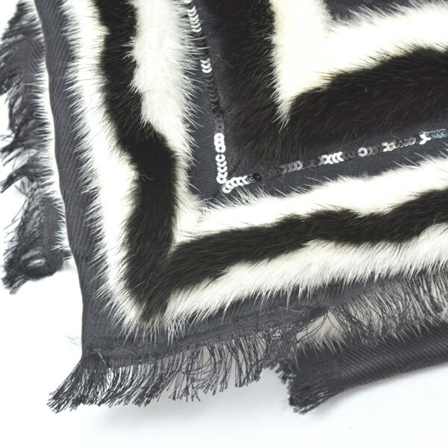 Louis Vuitton Silk Black Scarves