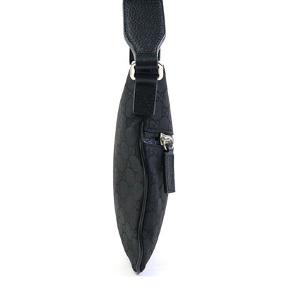 Gucci Nylon Black Shoulder Bags