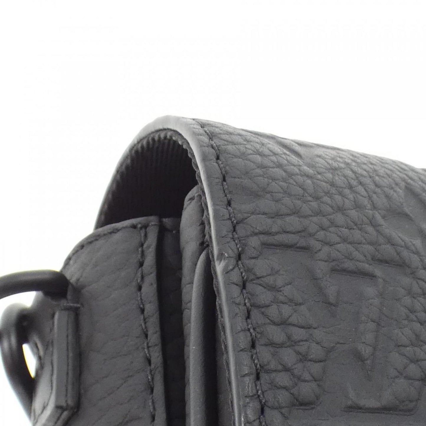 Louis Vuitton Others Black Shoulder Bags