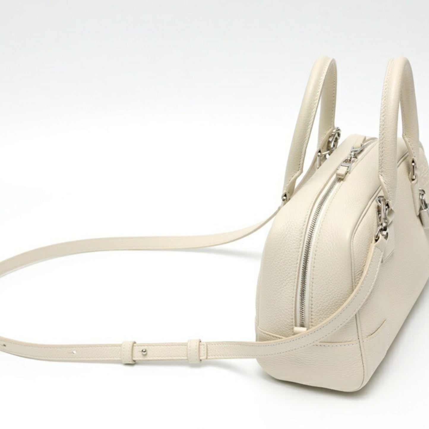 Loewe Others White Shoulder Bags