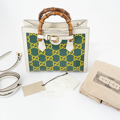 Gucci Others Green Handbags