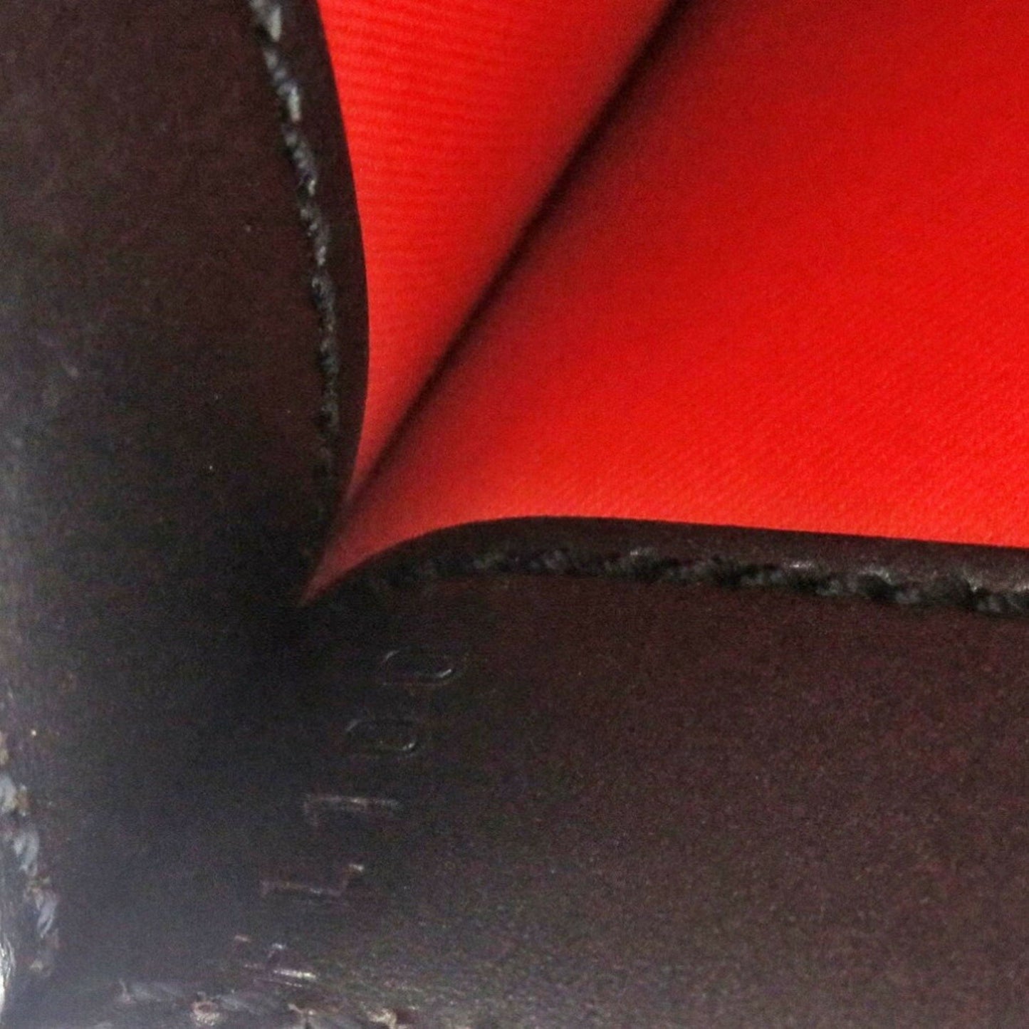 Louis Vuitton Epi Black Shoulder Bags