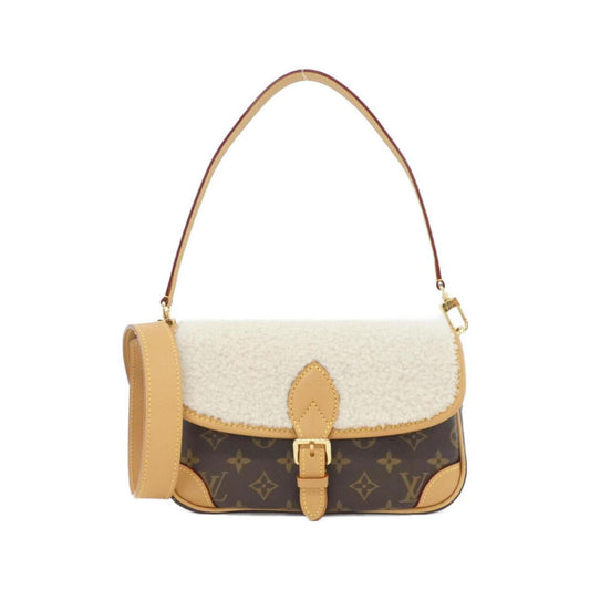 Louis Vuitton Coated Canvas White Shoulder Bags