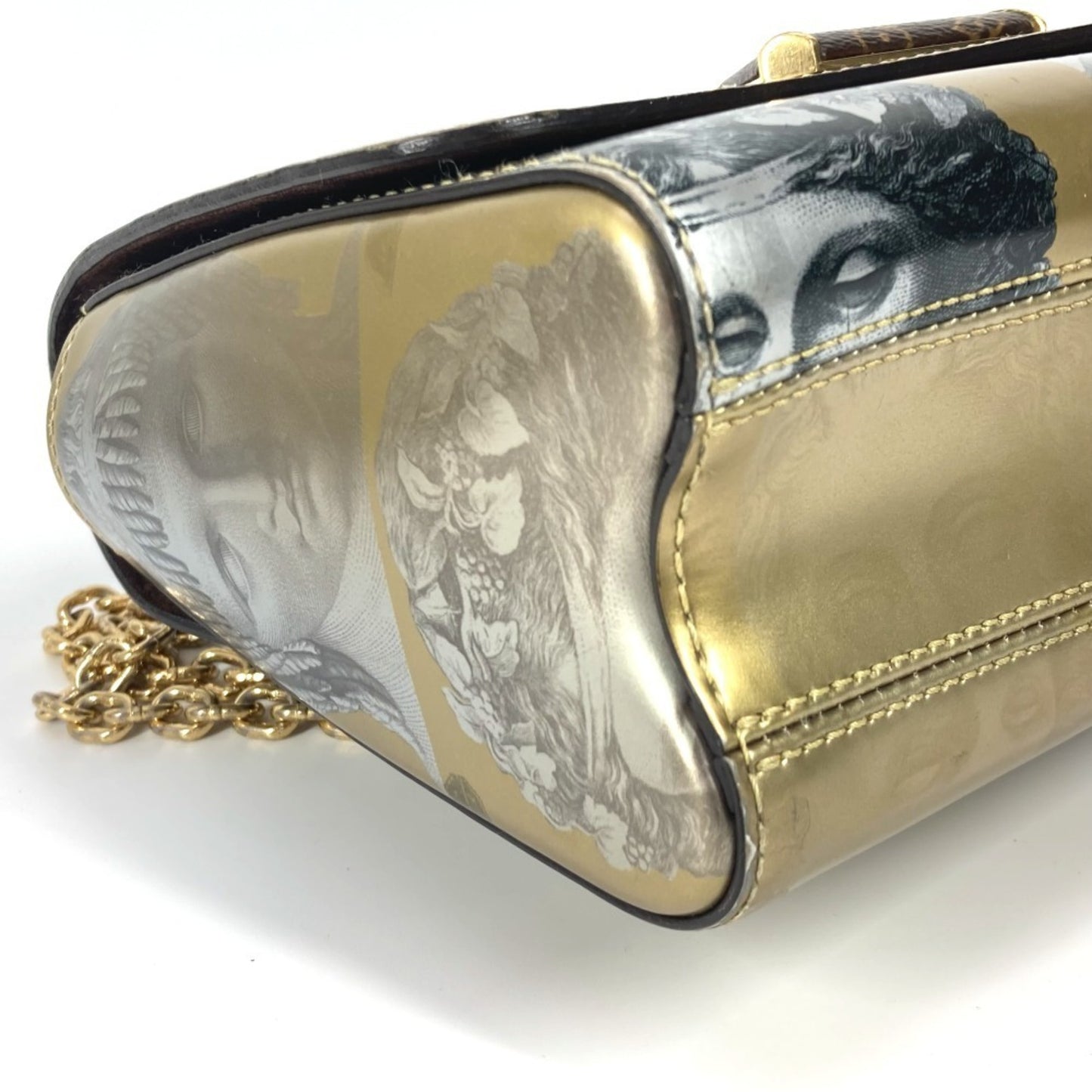 Louis Vuitton Others Gold Shoulder Bags