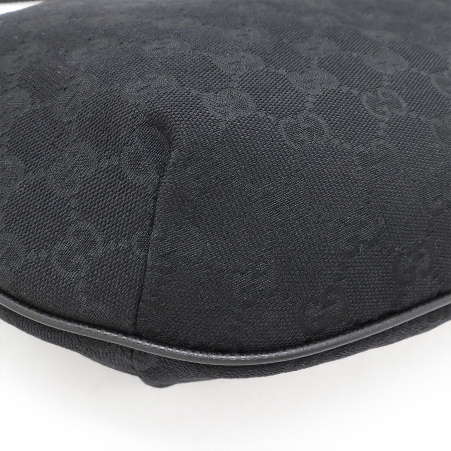 Gucci Canvas Black Shoulder Bags