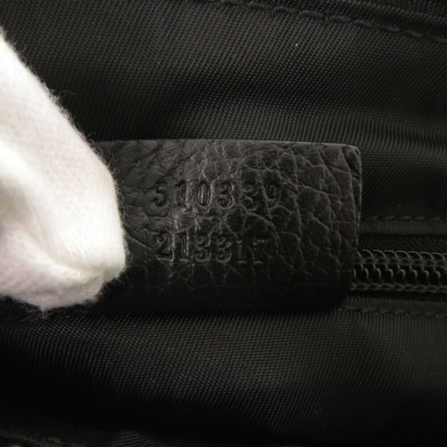 Gucci Nylon Black Shoulder Bags