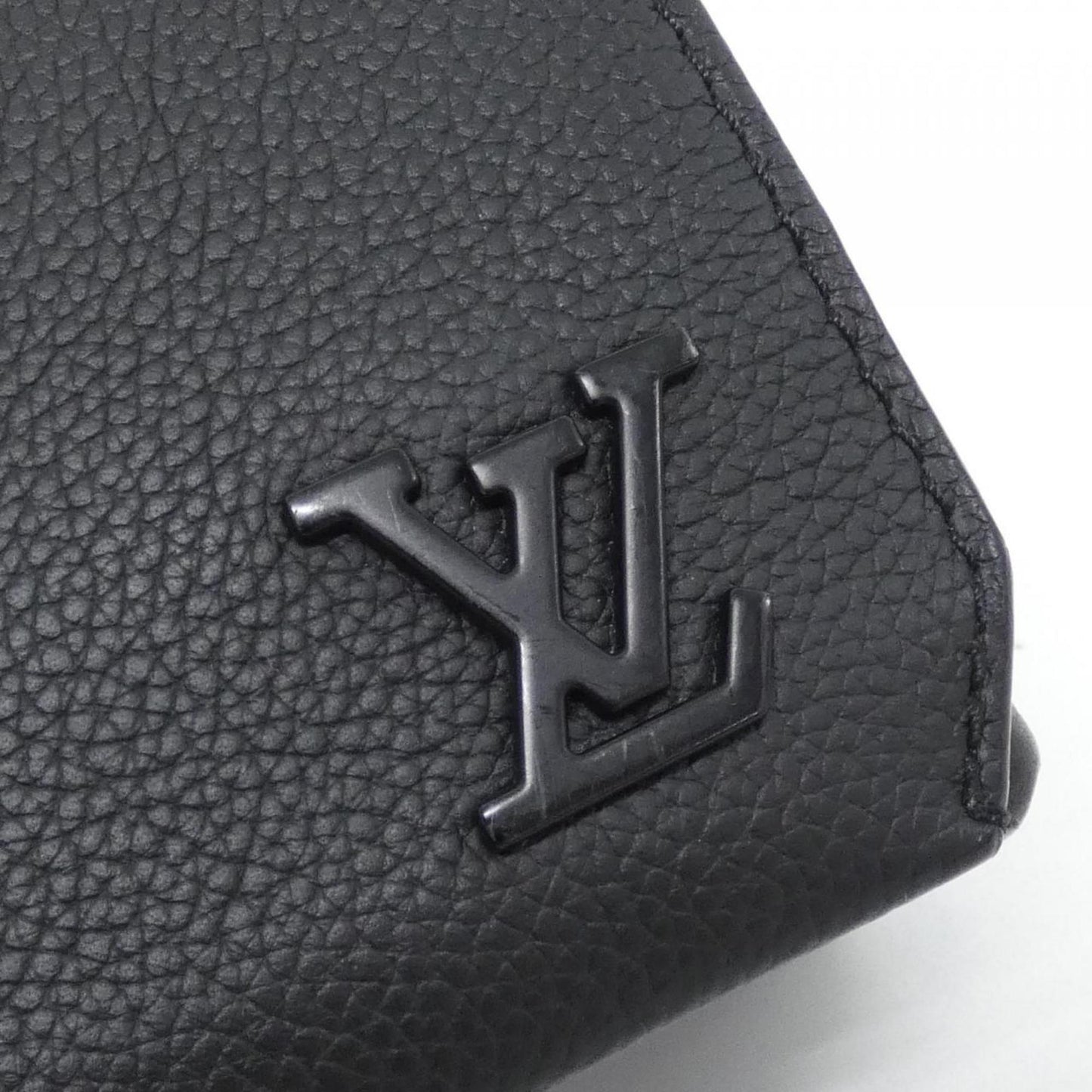 Louis Vuitton Others Black Shoulder Bags