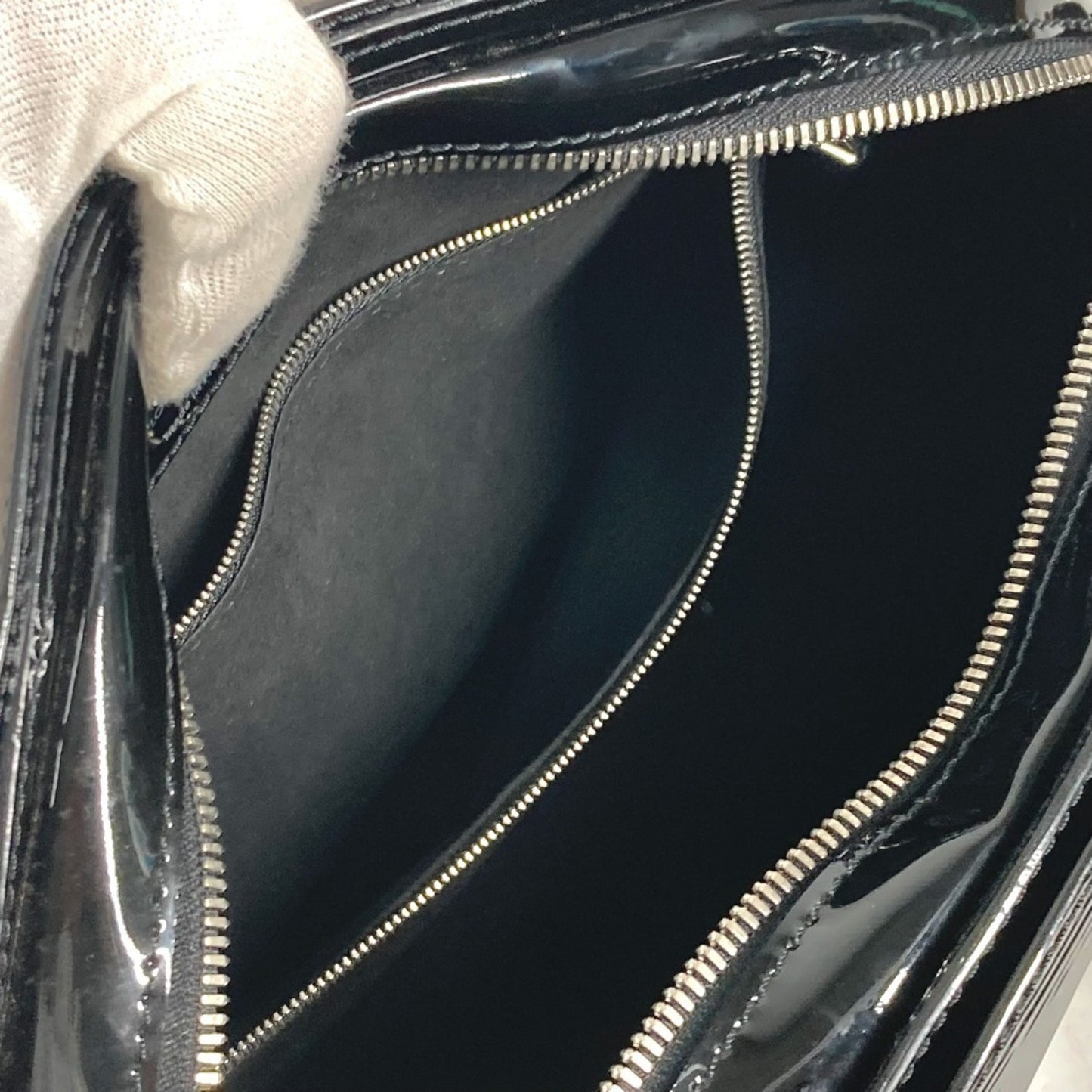 Louis Vuitton Epi Black Handbags