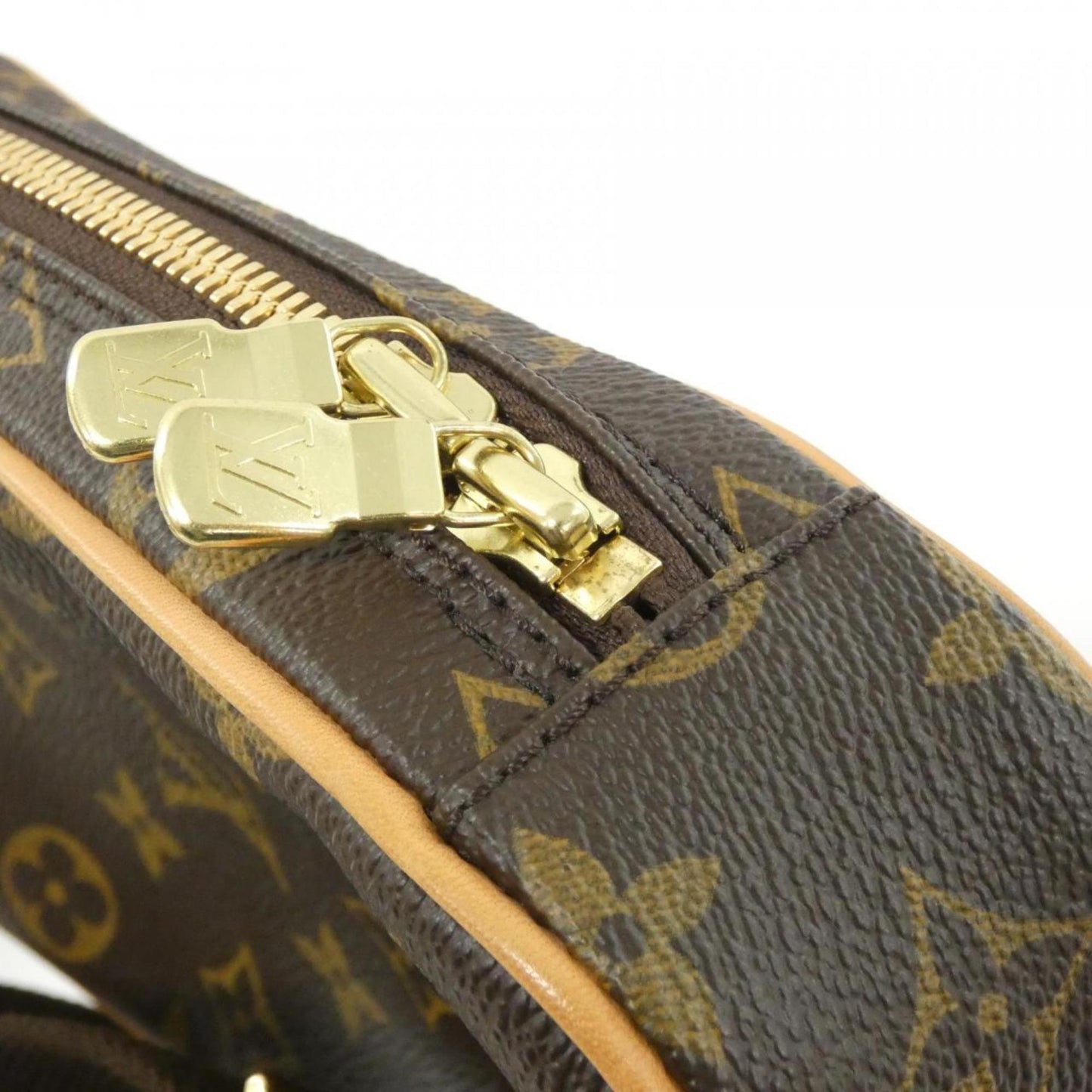 Louis Vuitton Coated Canvas Brown Shoulder Bags