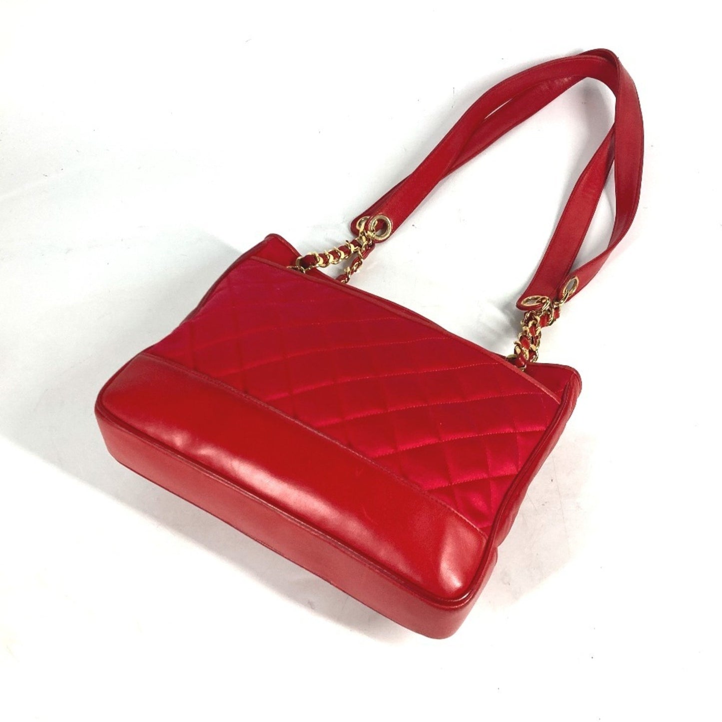 Chanel Satin Red Shoulder Bags