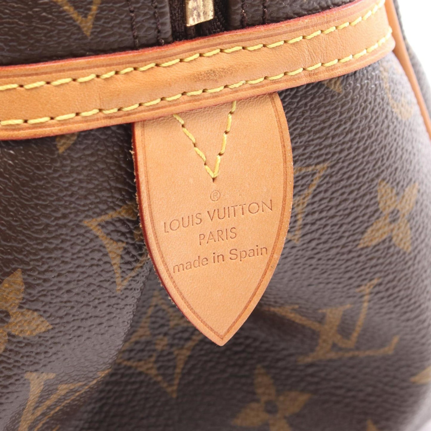 Louis Vuitton Coated Canvas Brown Shoulder Bags
