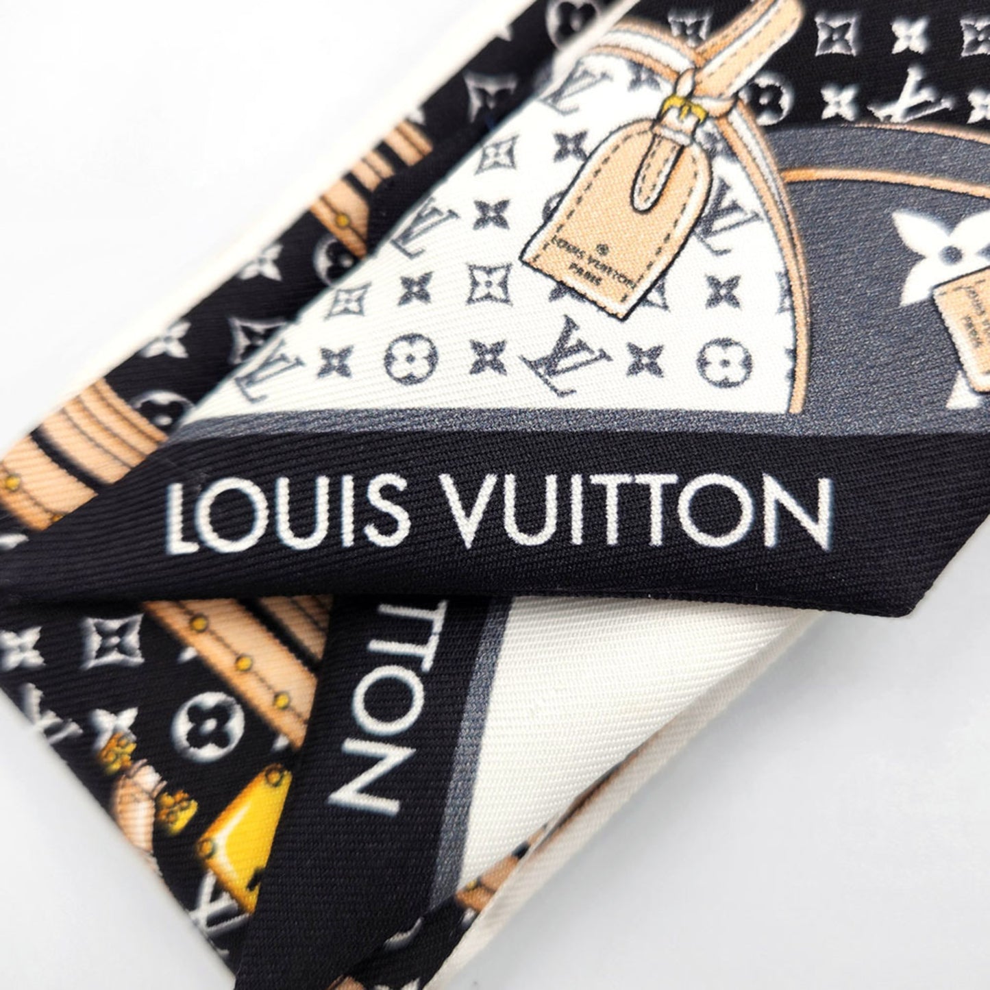 Louis Vuitton Silk Black Scarves