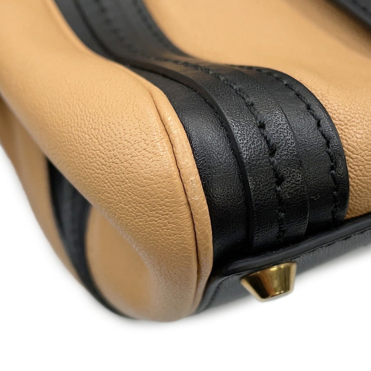 Chloé Others Black Handbags