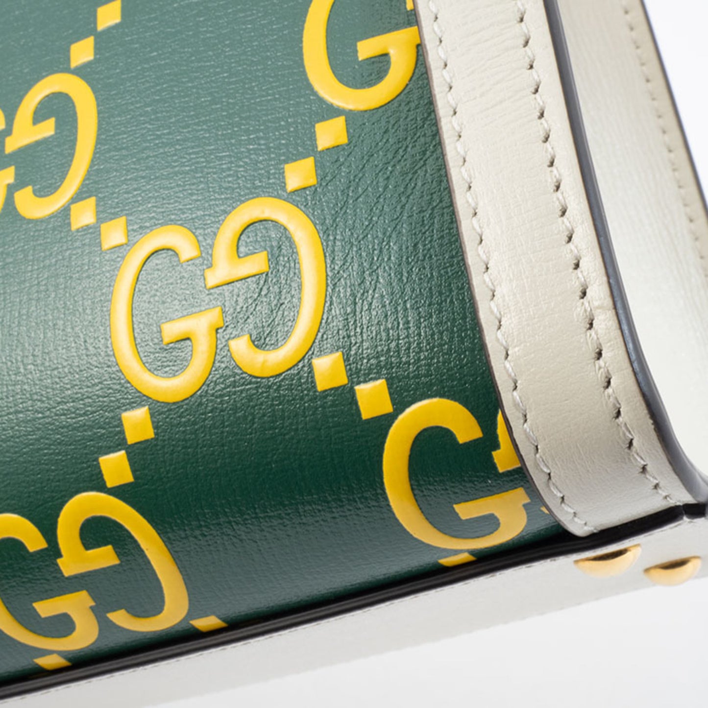 Gucci Others Green Handbags