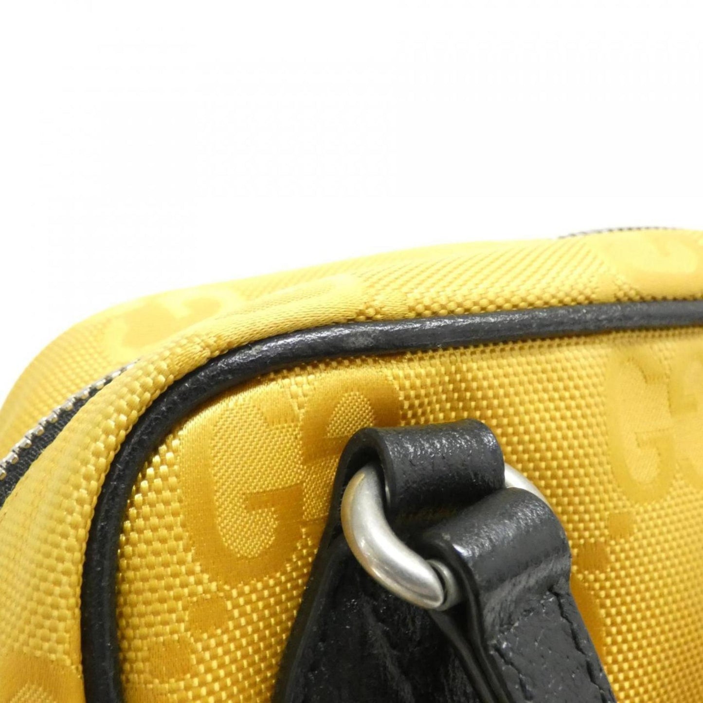 Gucci Nylon Black Shoulder Bags