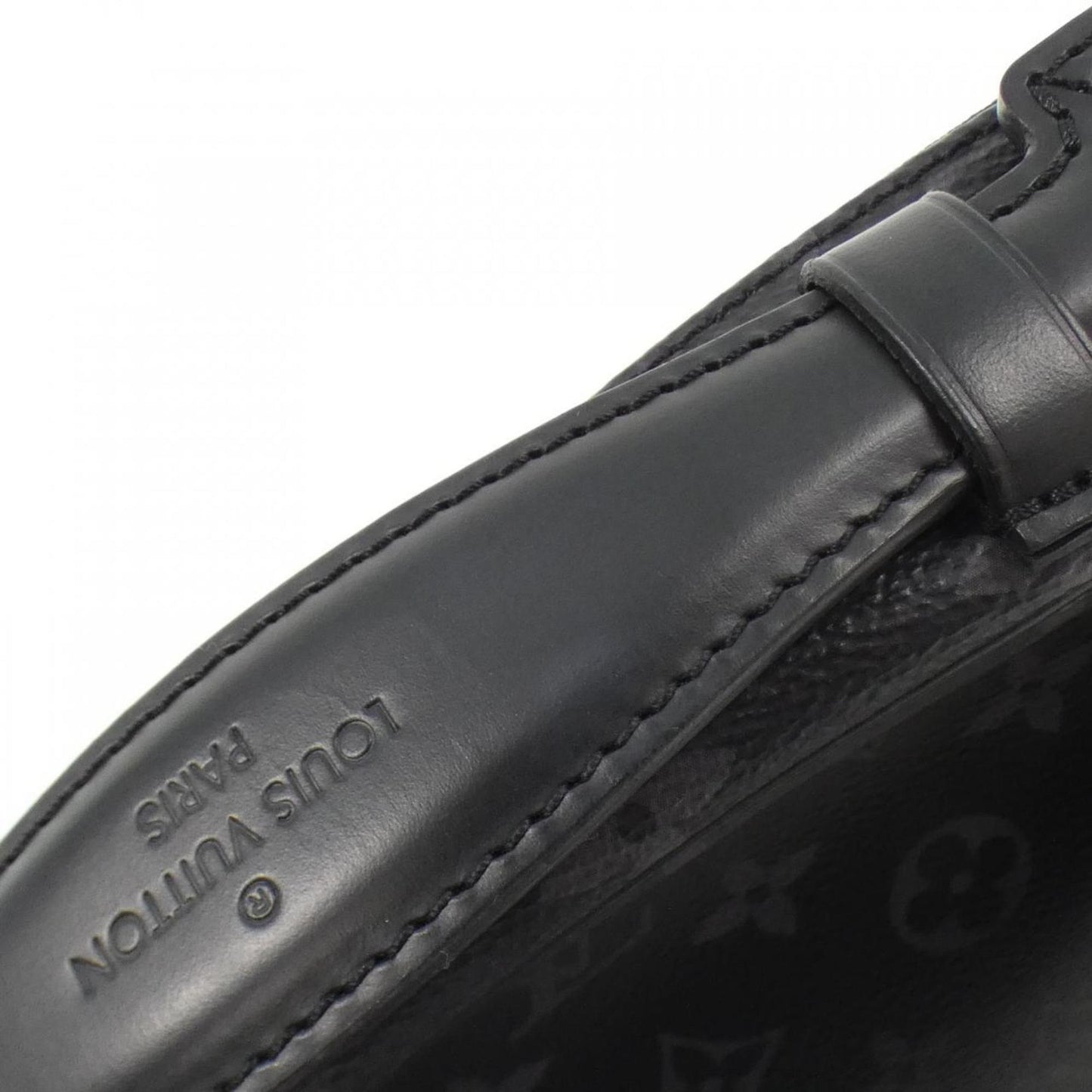 Louis Vuitton Coated Canvas Black Shoulder Bags