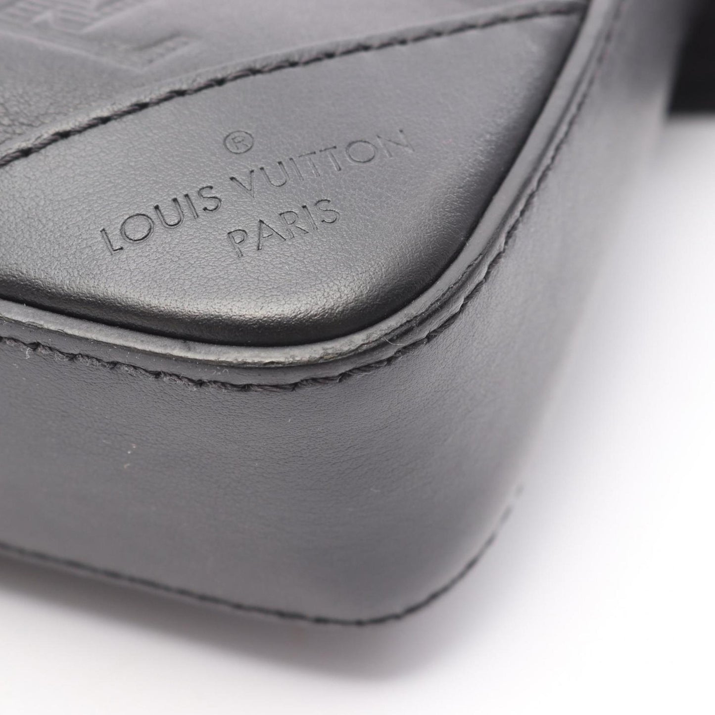 Louis Vuitton Monogram Canvas Black Shoulder Bags