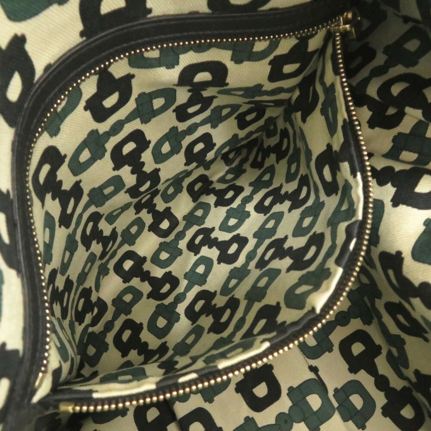Gucci Others Black Shoulder Bags