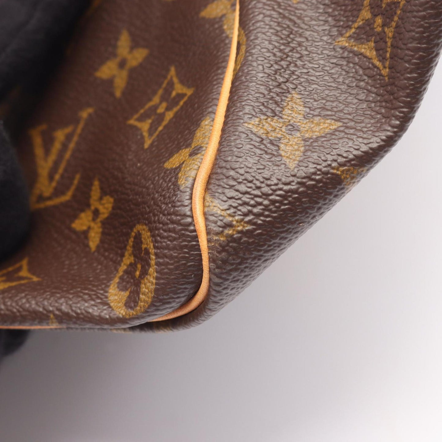 Louis Vuitton Coated Canvas Brown Travel Bags