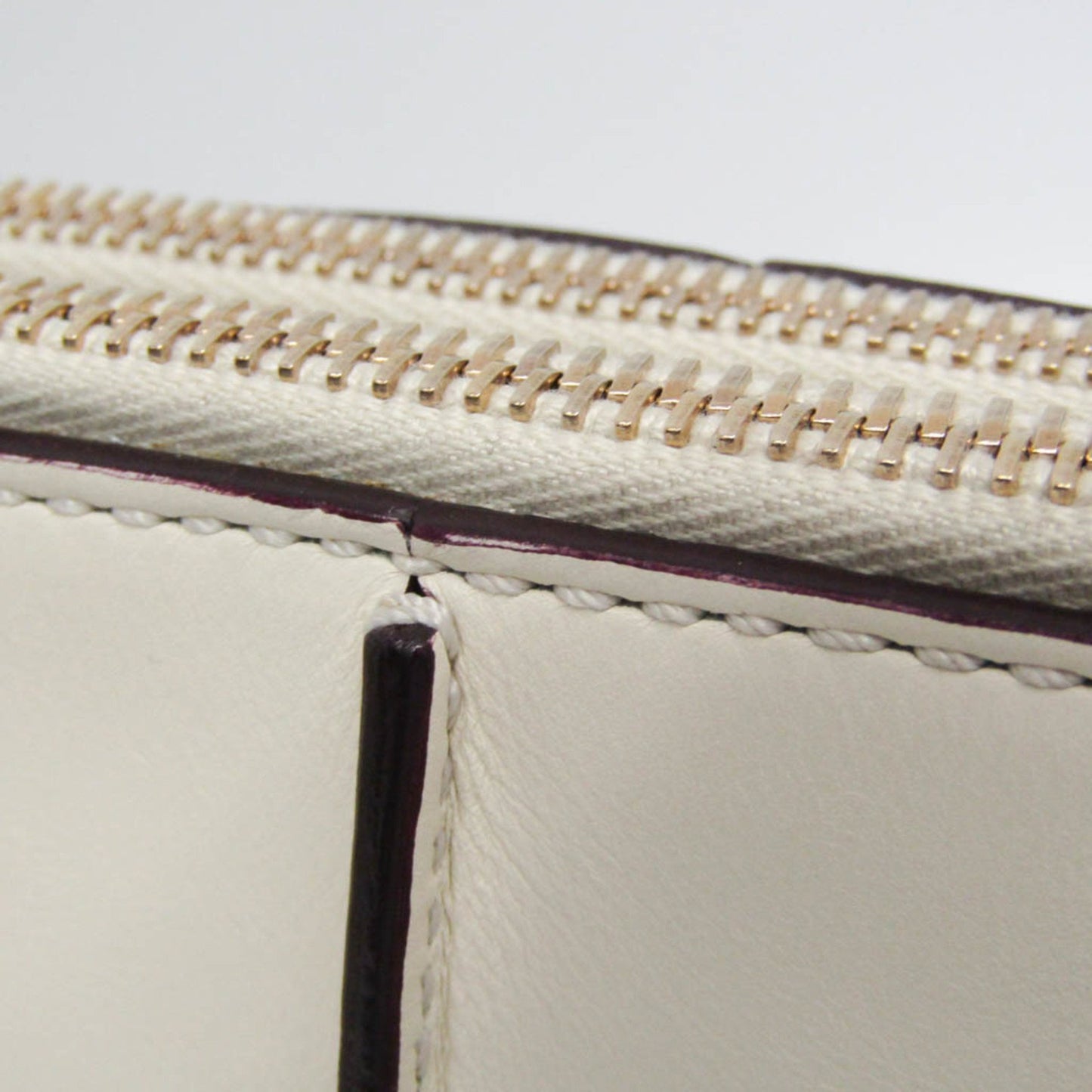Tod's Others White Handbags