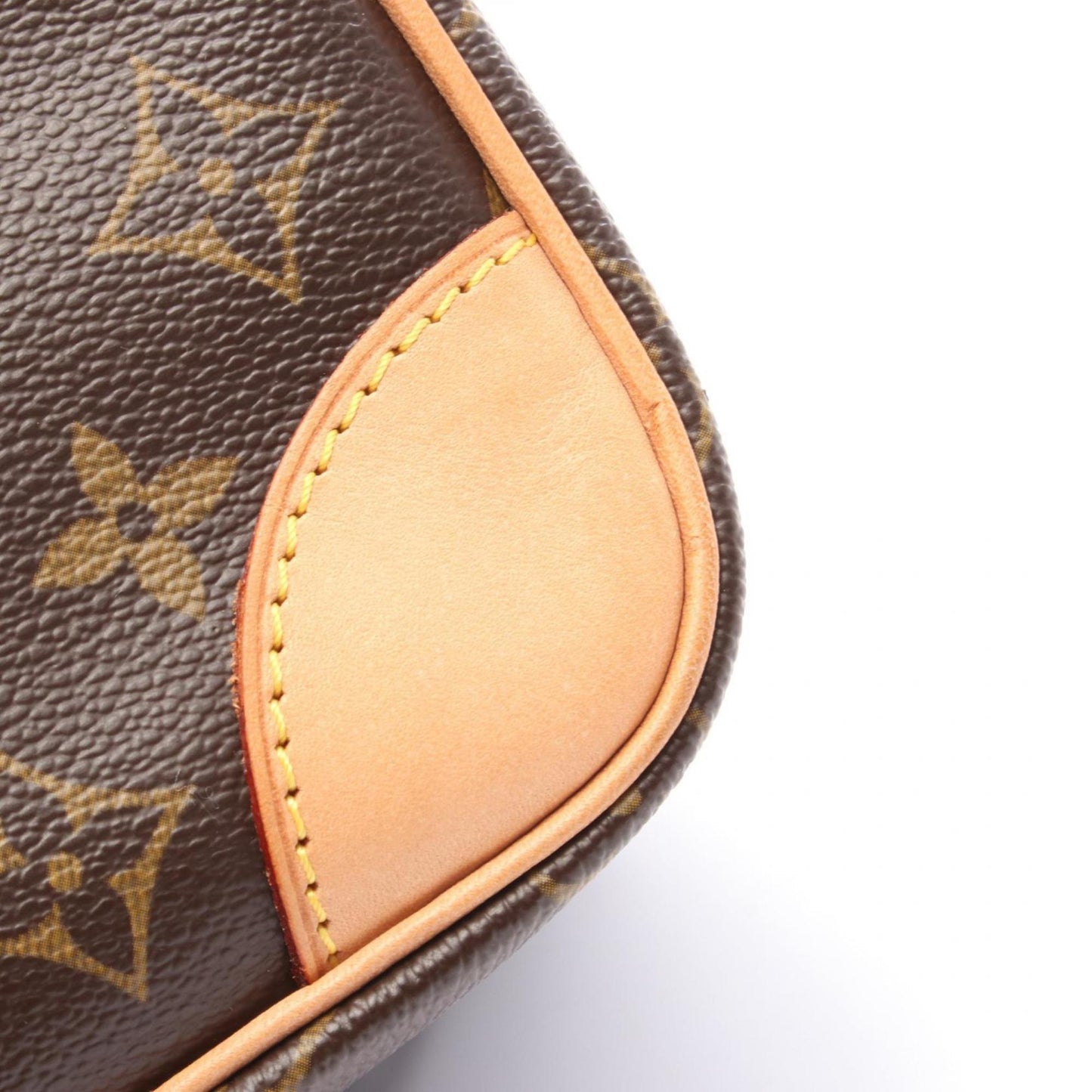 Louis Vuitton Coated Canvas Brown Shoulder Bags