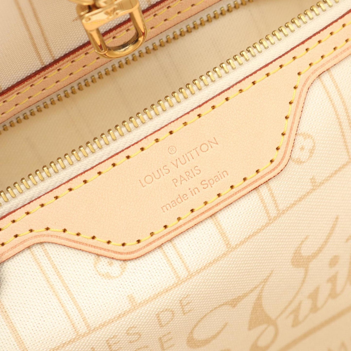 Louis Vuitton Coated Canvas White Tote Bags