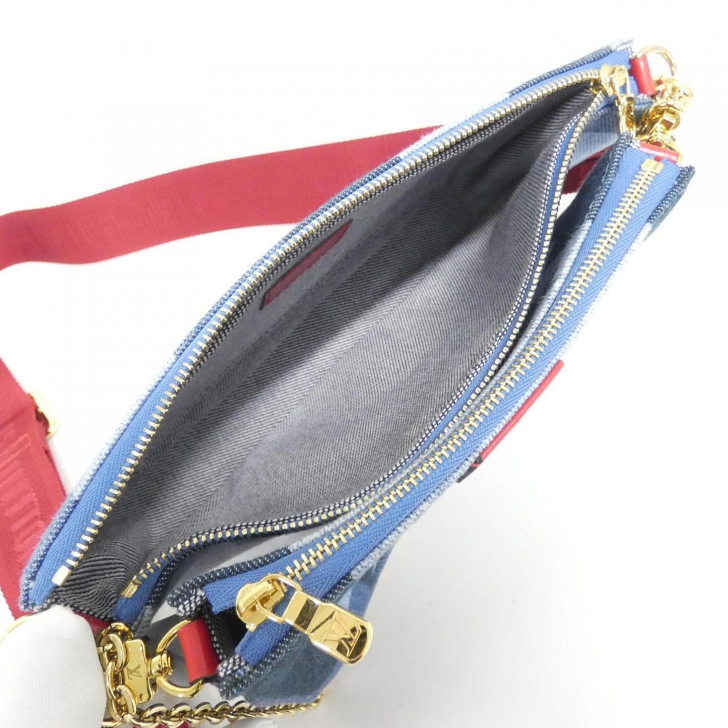 Louis Vuitton Canvas Red Shoulder Bags