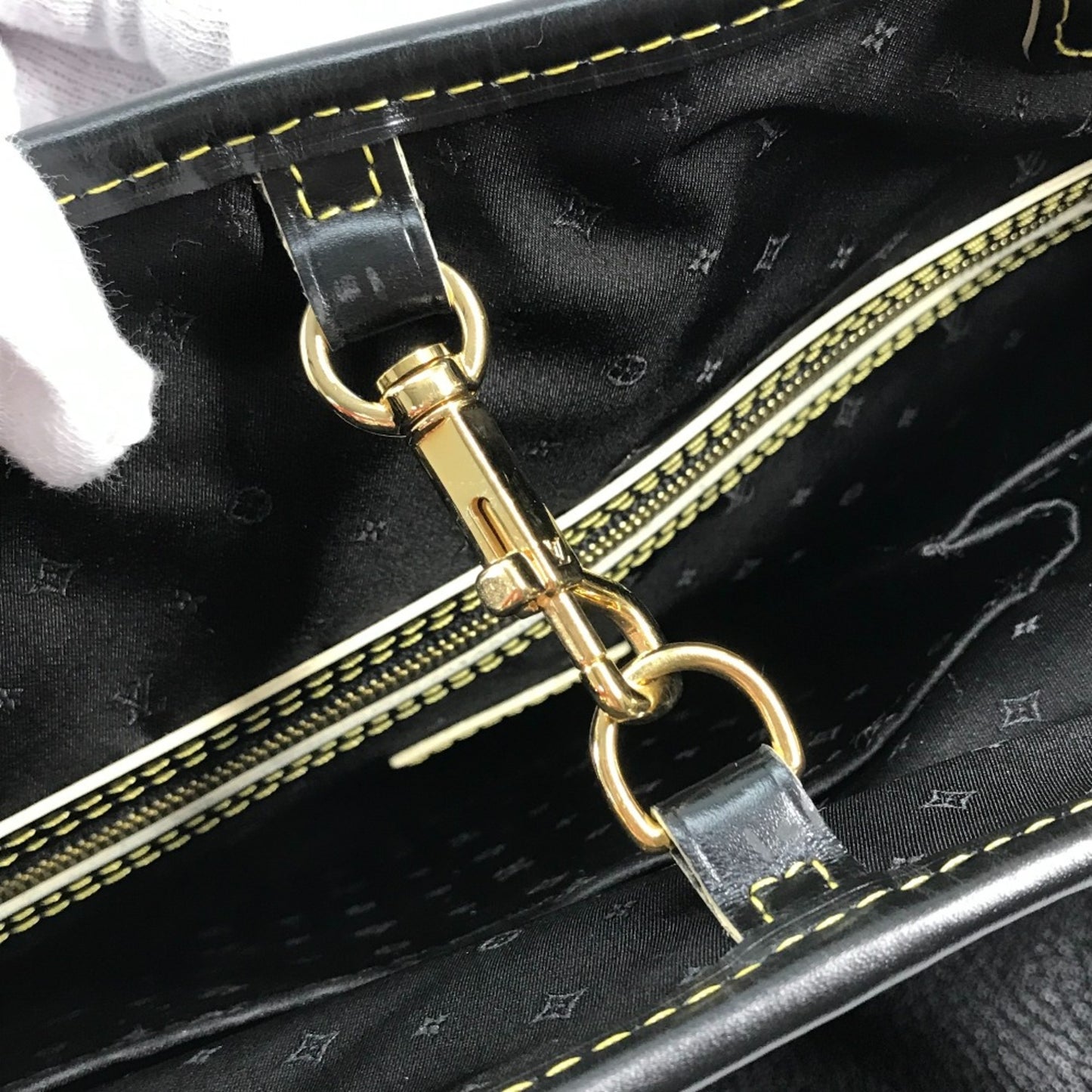 Louis Vuitton Others Black Handbags