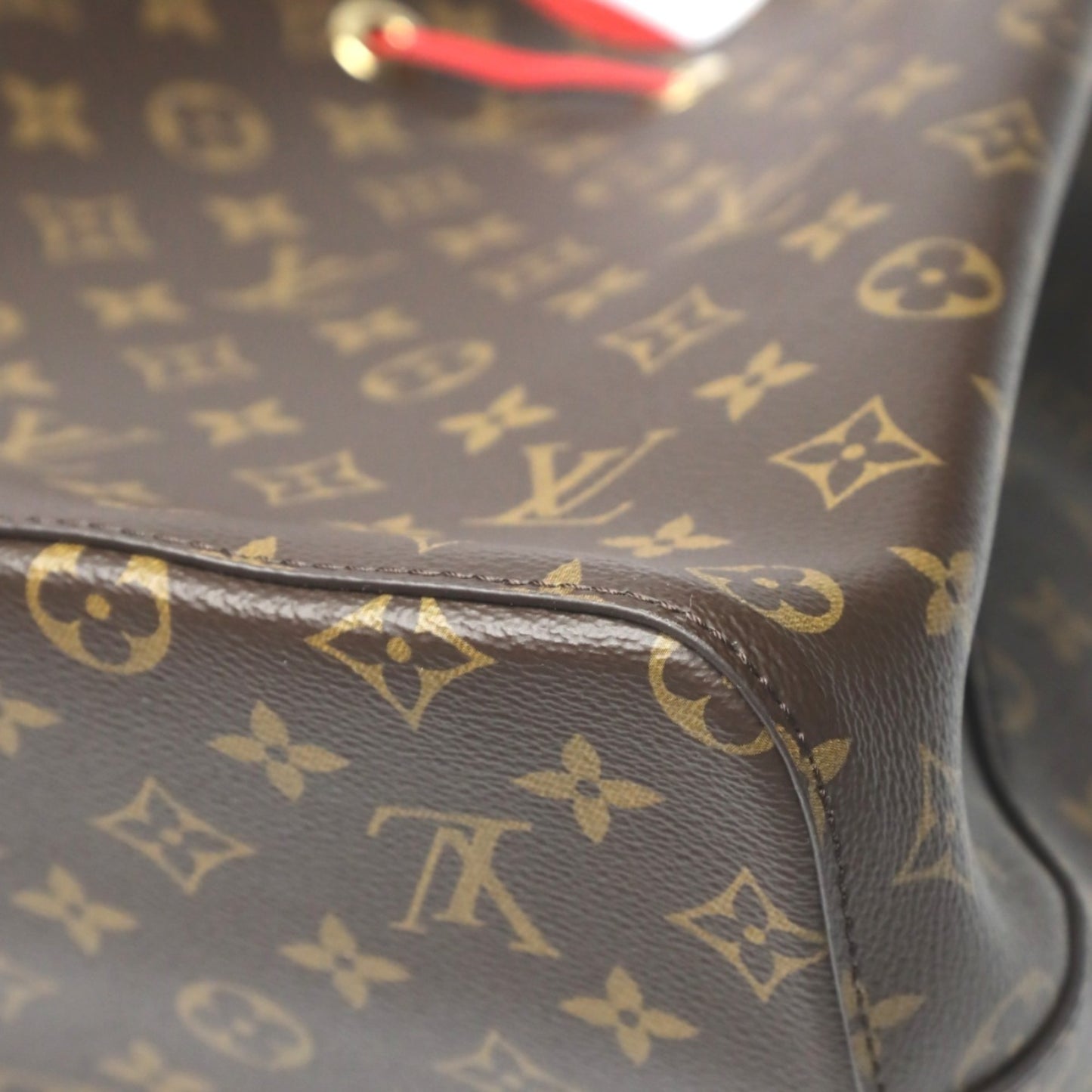 Louis Vuitton Monogram Canvas Red Shoulder Bags