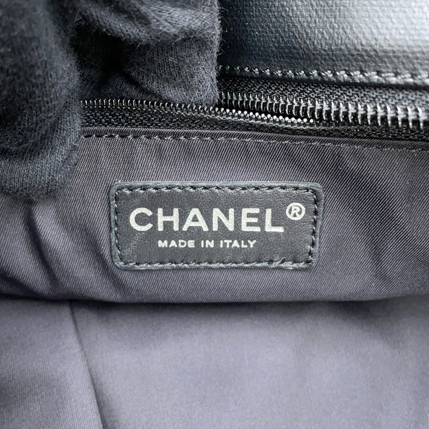 Chanel Canvas Black Tote Bags