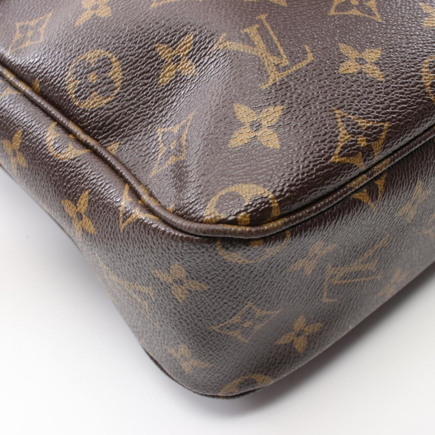 Louis Vuitton Coated Canvas Brown Handbags