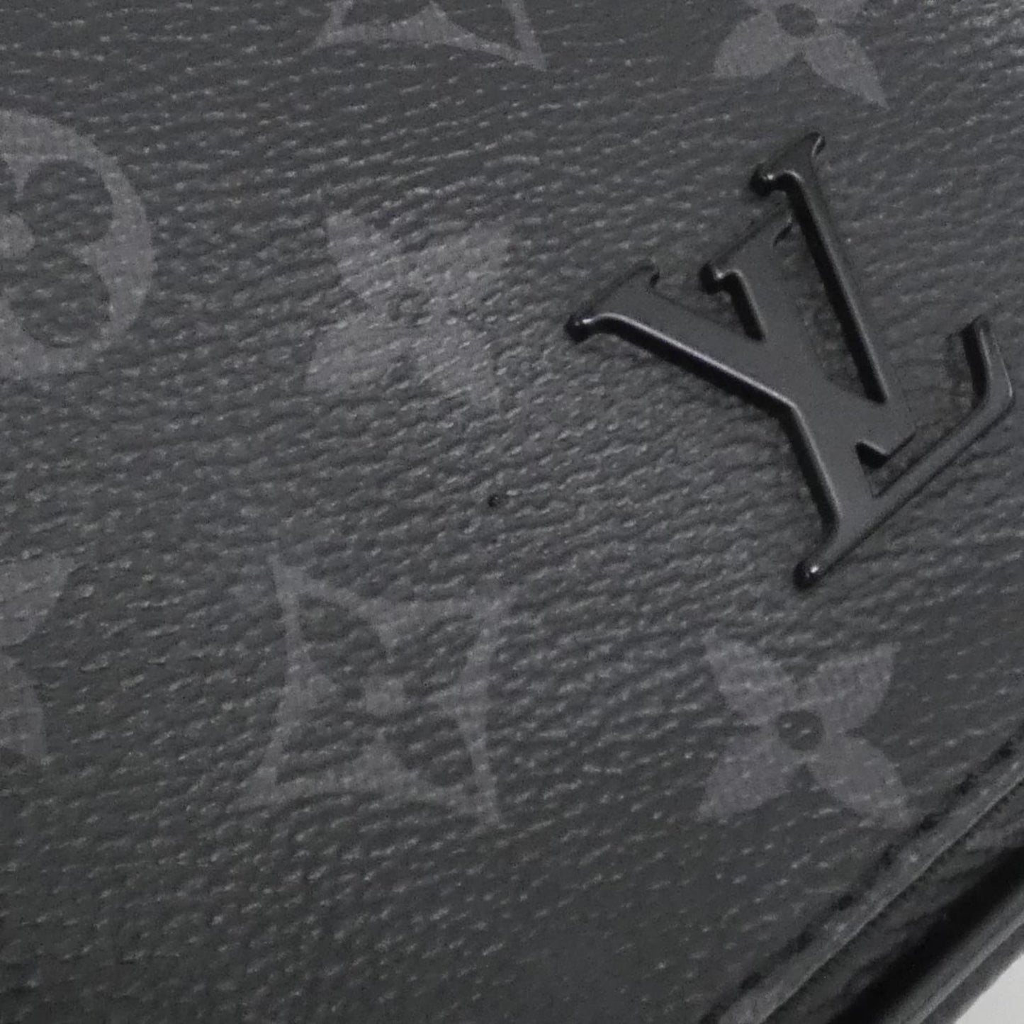 Louis Vuitton Coated Canvas Black Shoulder Bags