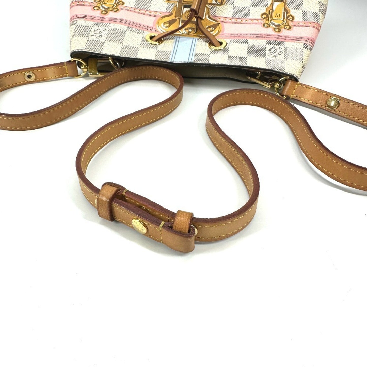 Louis Vuitton Monogram Canvas White Shoulder Bags