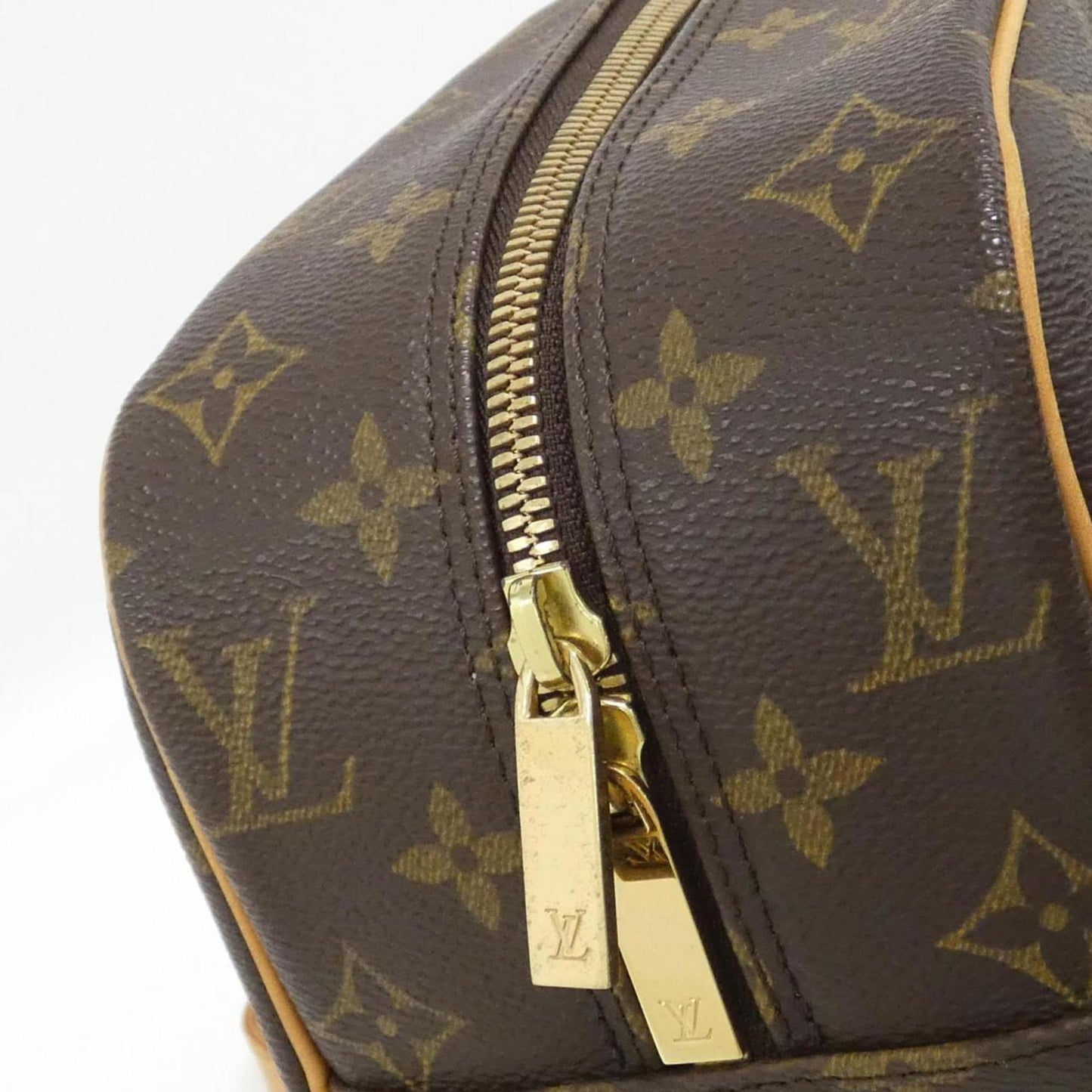 Louis Vuitton Coated Canvas Brown Shoulder Bags