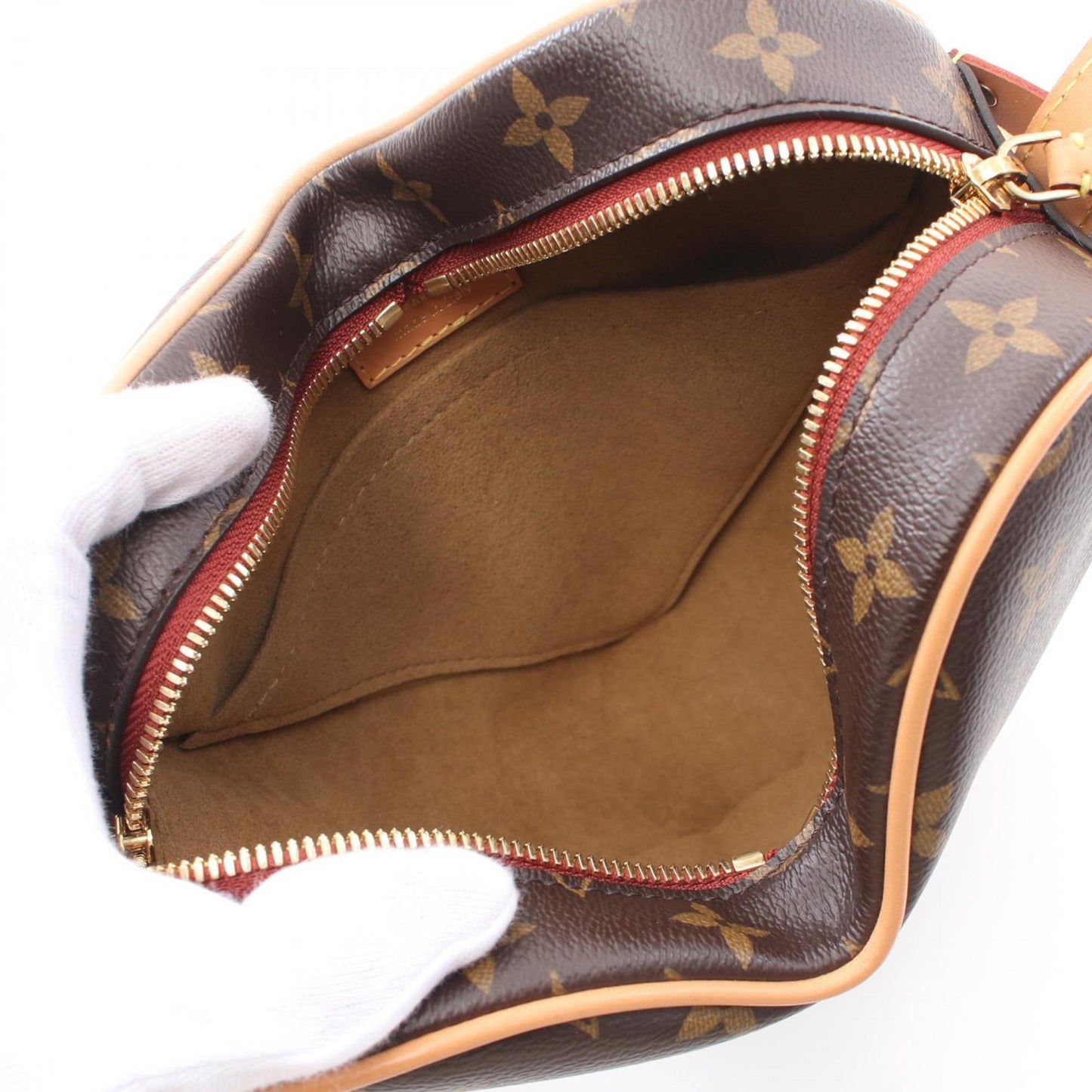 Louis Vuitton Coated Canvas Brown Shoulder Bags