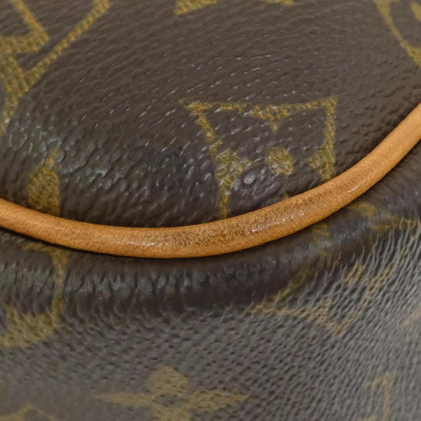 Louis Vuitton Coated Canvas Brown Shoulder Bags