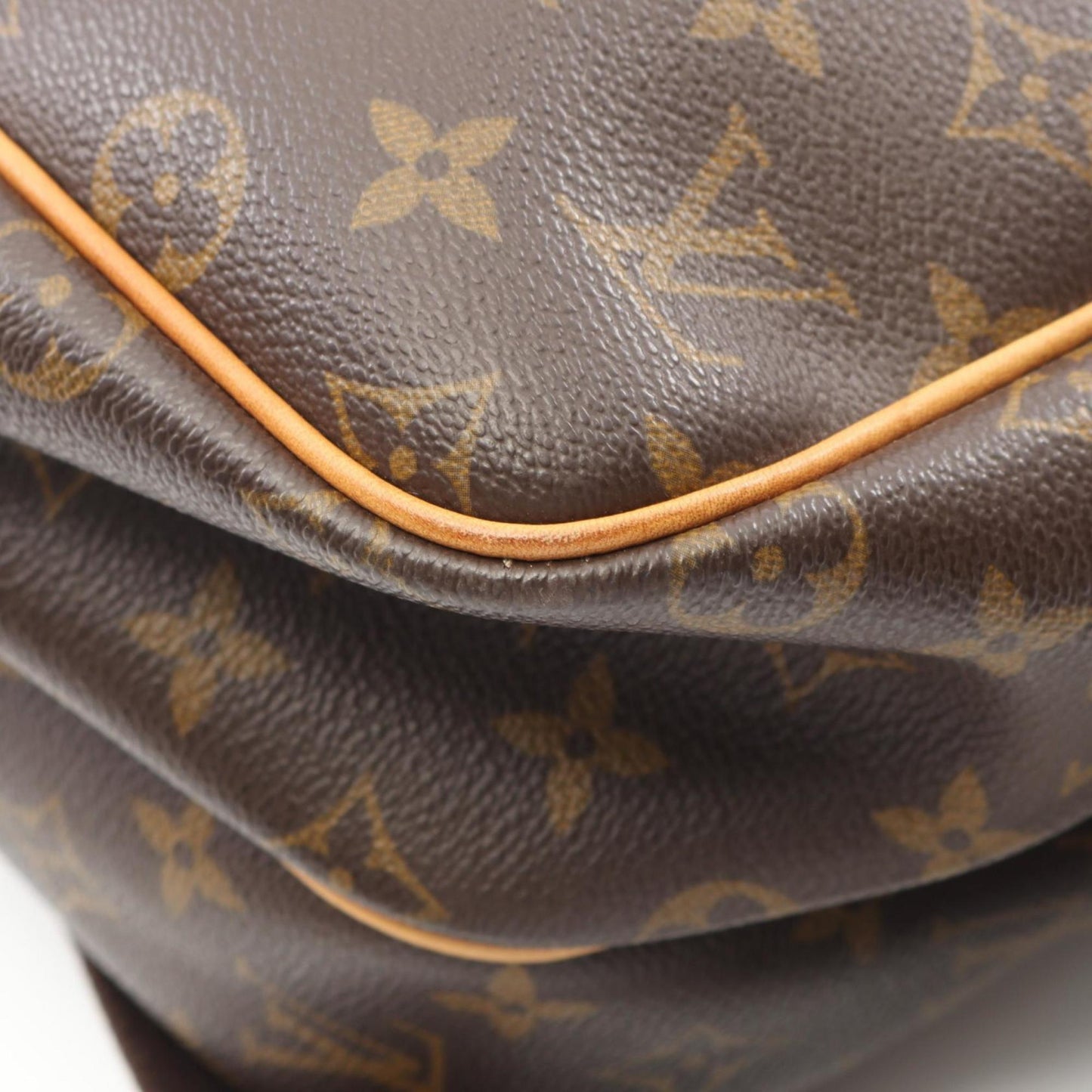 Louis Vuitton Coated Canvas Brown Shoulder Bags