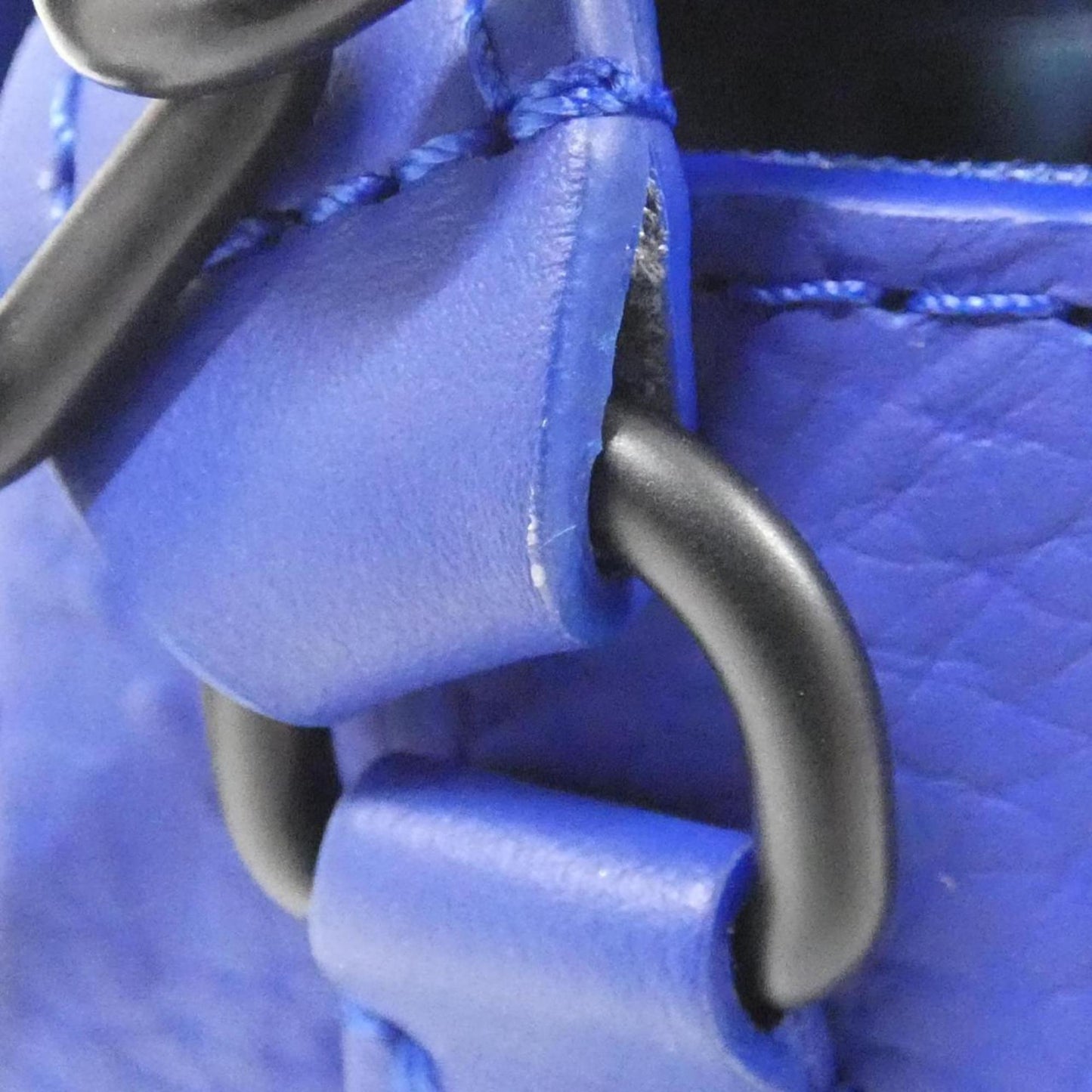 Louis Vuitton Monogram Canvas Black Shoulder Bags