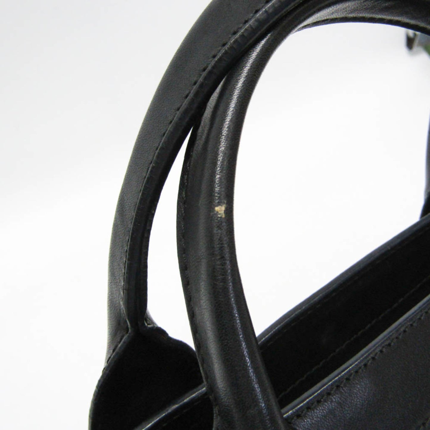 Chloé Others Black Handbags