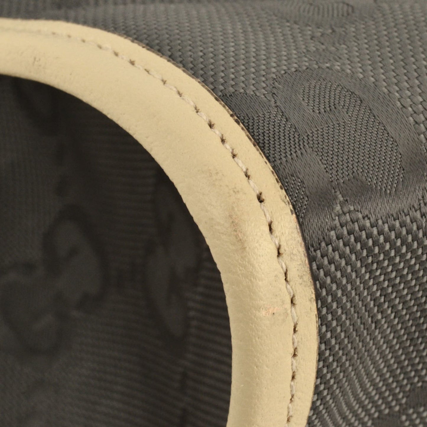 Gucci Nylon Gray Tote Bags