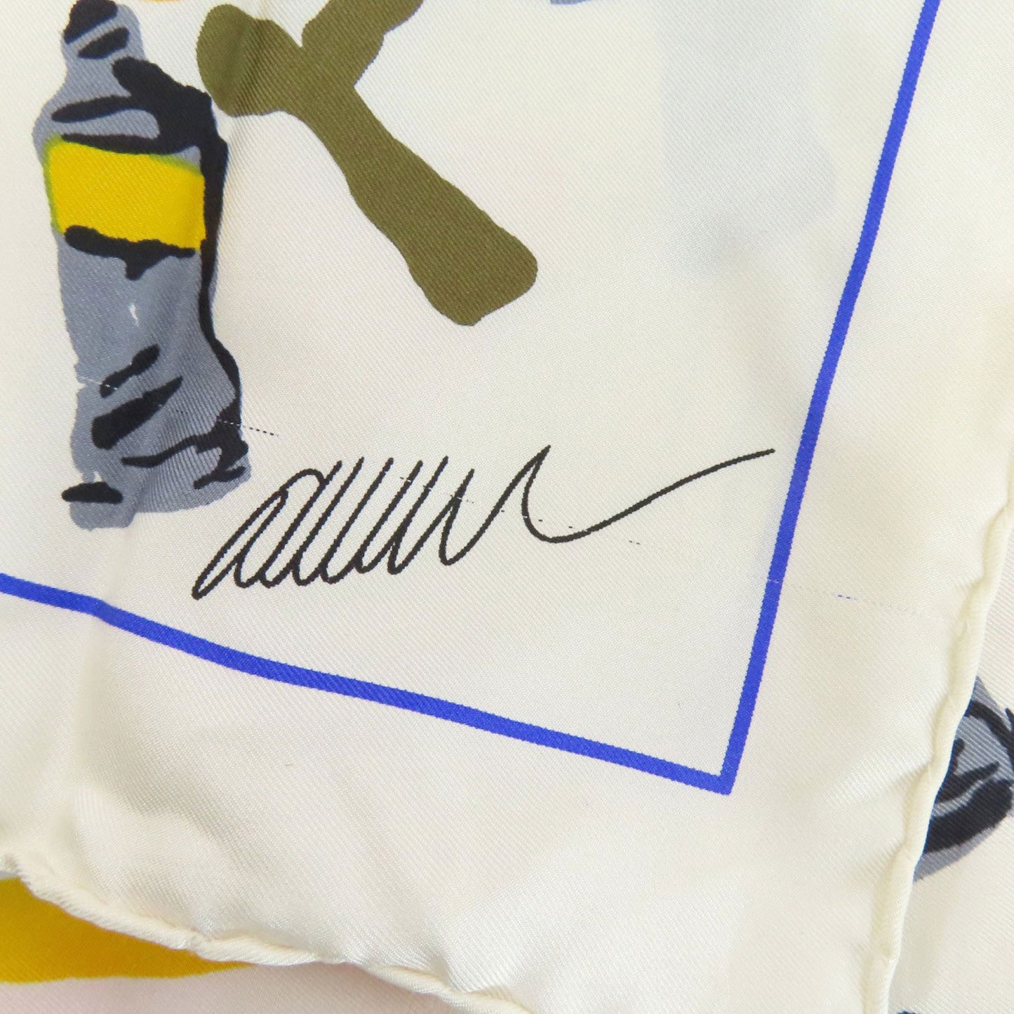 Louis Vuitton Silk White Scarves