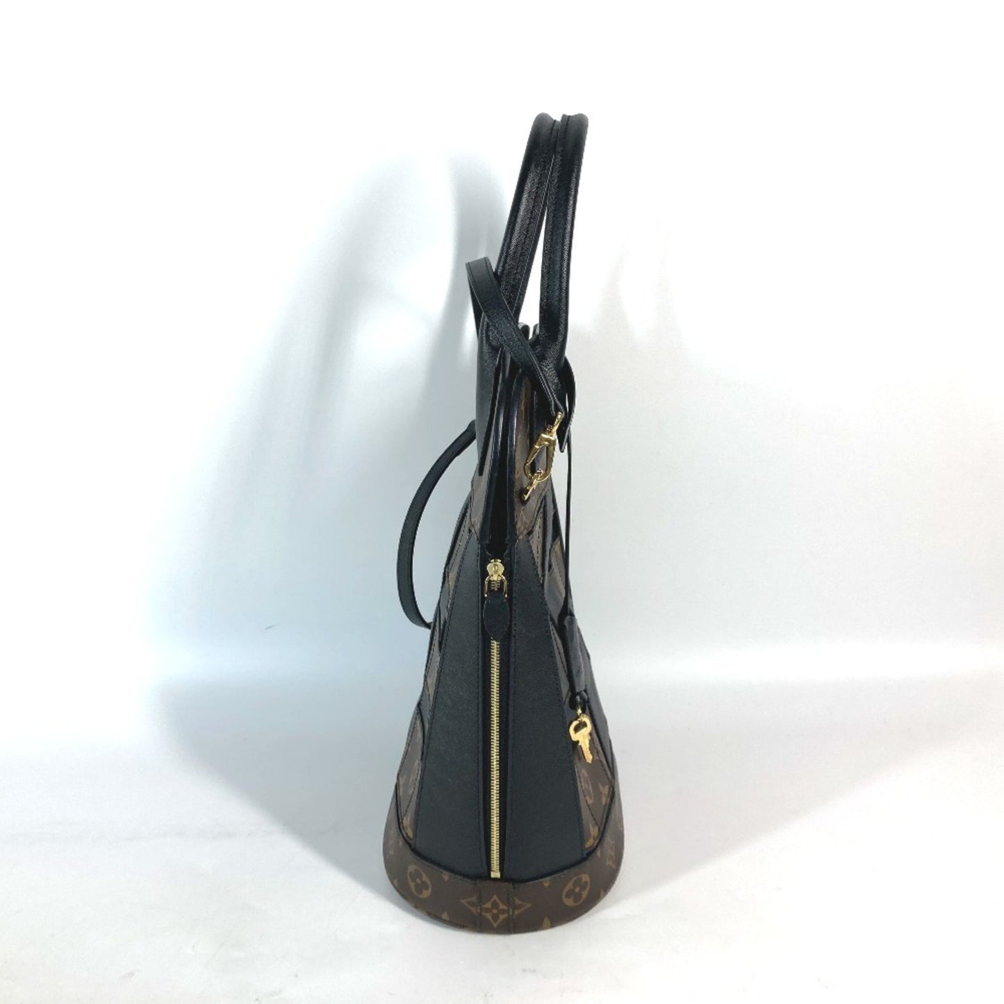 Louis Vuitton Monogram Canvas Black Shoulder Bags