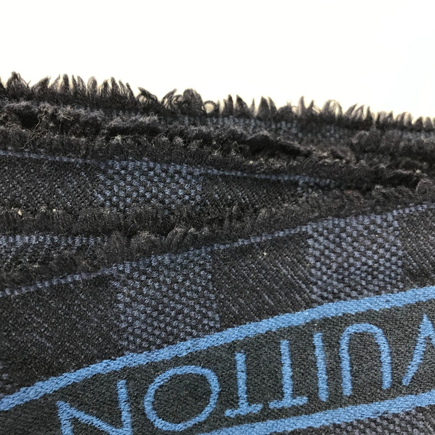 Louis Vuitton Wool Blue Scarves