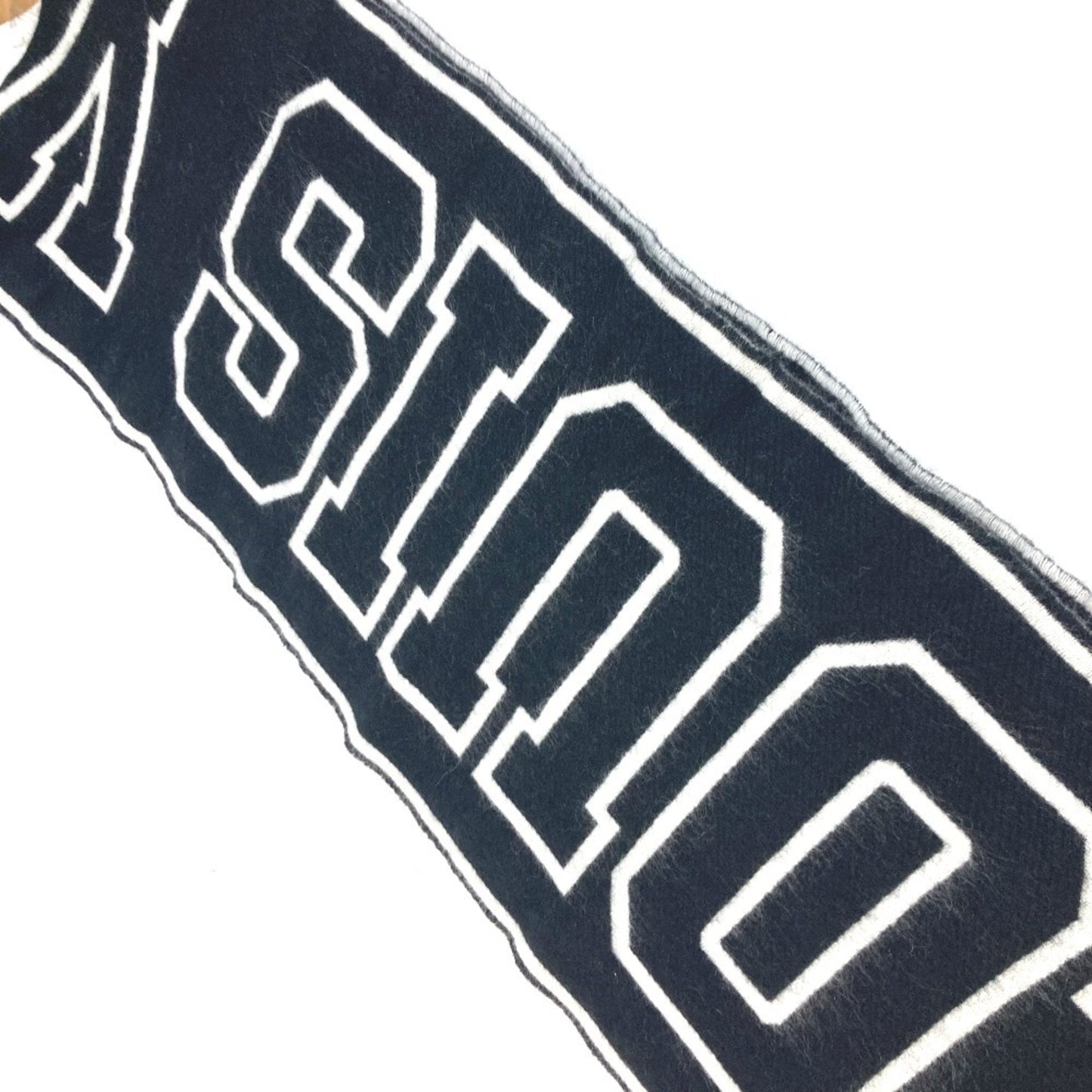 Louis Vuitton Wool Black Scarves