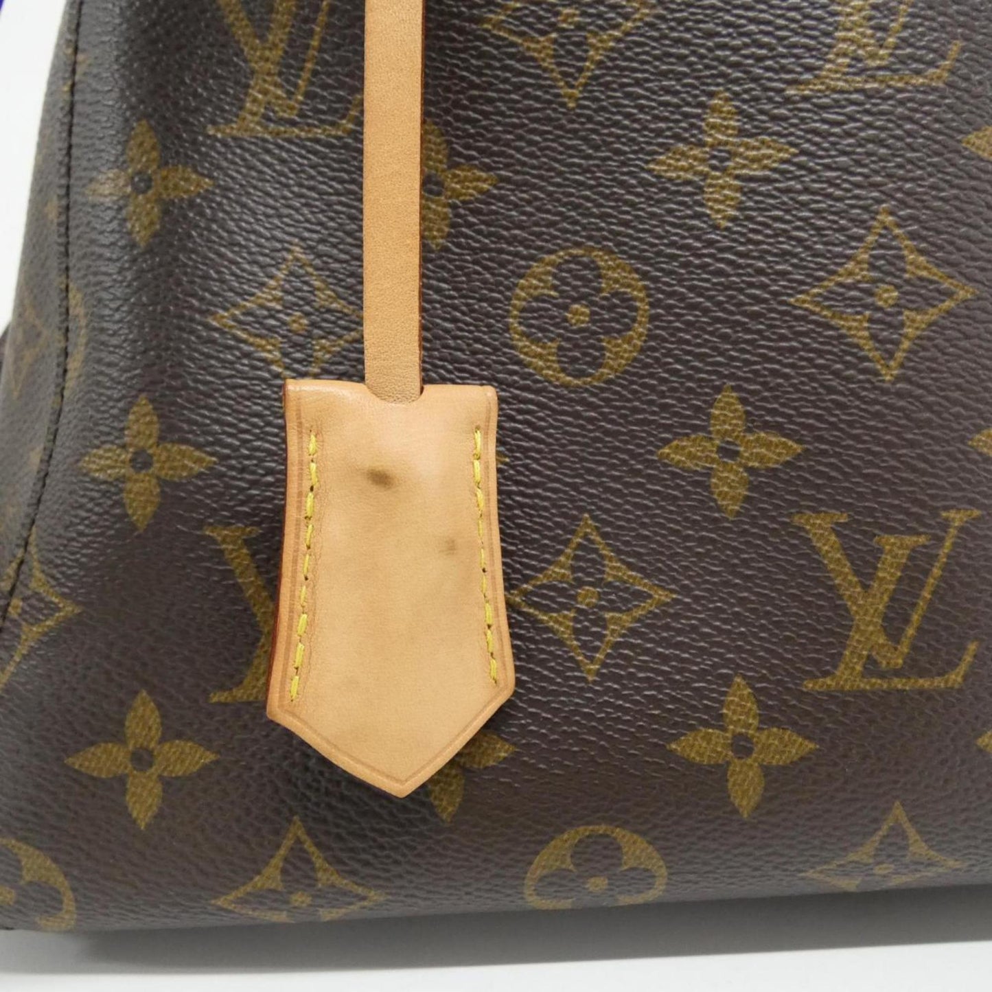 Louis Vuitton Coated Canvas Brown Handbags