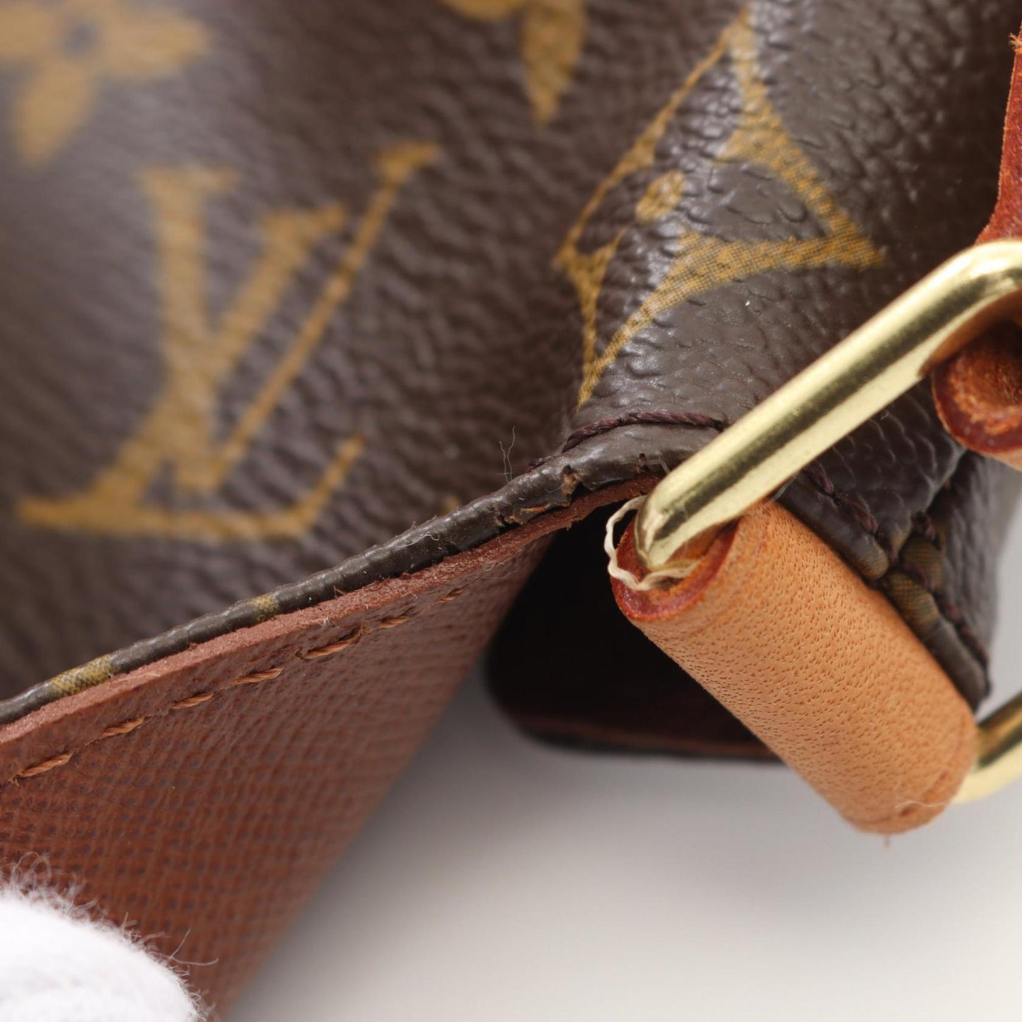 Louis Vuitton Monogram Canvas Brown Shoulder Bags